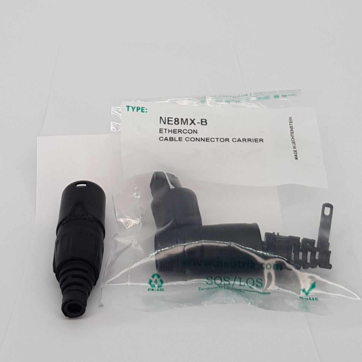 Neutrik NE8MX-B cable connector